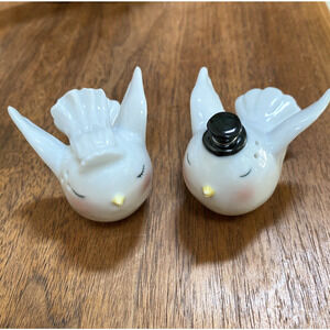 Wedding Bride & Groom Salt & Pepper Shakers Set White Ceramic Fly Birds Novelty